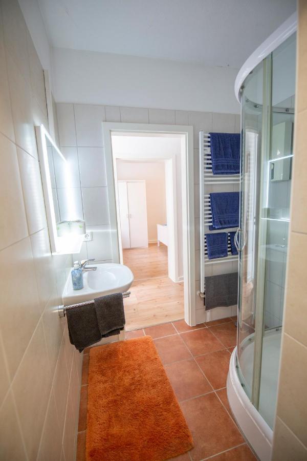 Apartment Mit Kleinem Innenhof Im Erdgeschoss Fuer Bis Zu 4 Personen Klotten Dış mekan fotoğraf
