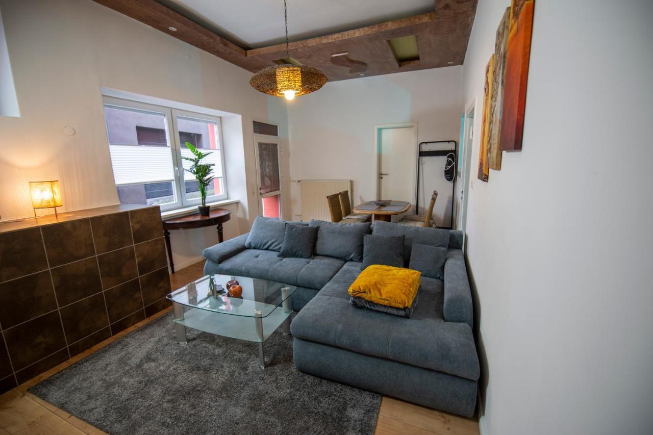 Apartment Mit Kleinem Innenhof Im Erdgeschoss Fuer Bis Zu 4 Personen Klotten Dış mekan fotoğraf